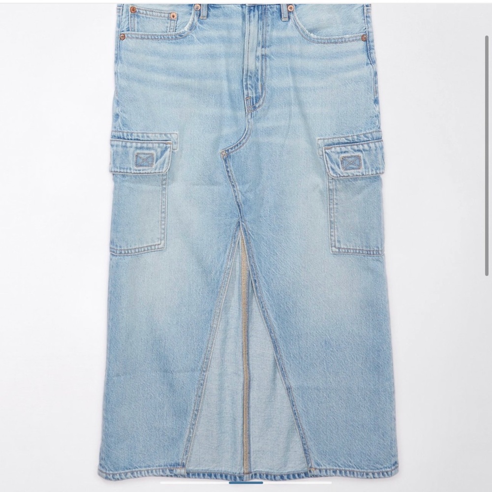 ❌SOLD❌New American Eagle (AE) Dreamy Drape High Waisted Cargo Denim Midi Skirt - Picture 3 of 4